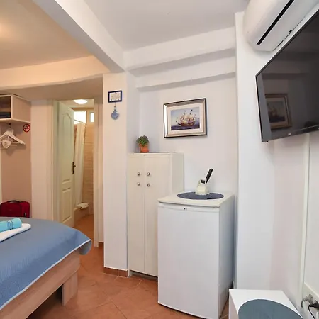Guest house Sailor House 3*