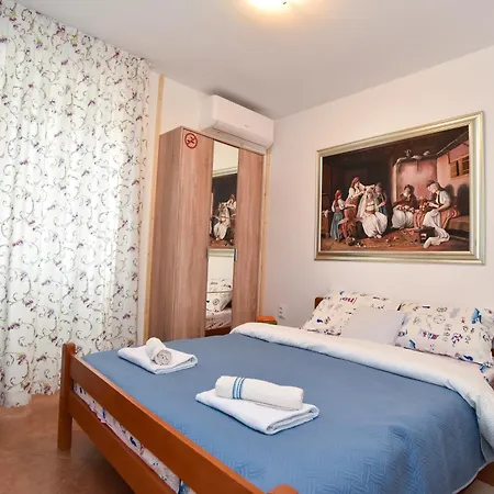 Sailor House Guest house Budva