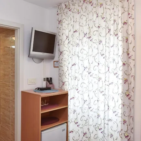 Sailor House 3* Budva